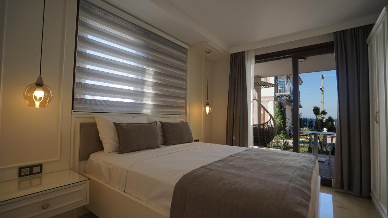 Rota Seaside Otel Cunda Extérieur photo