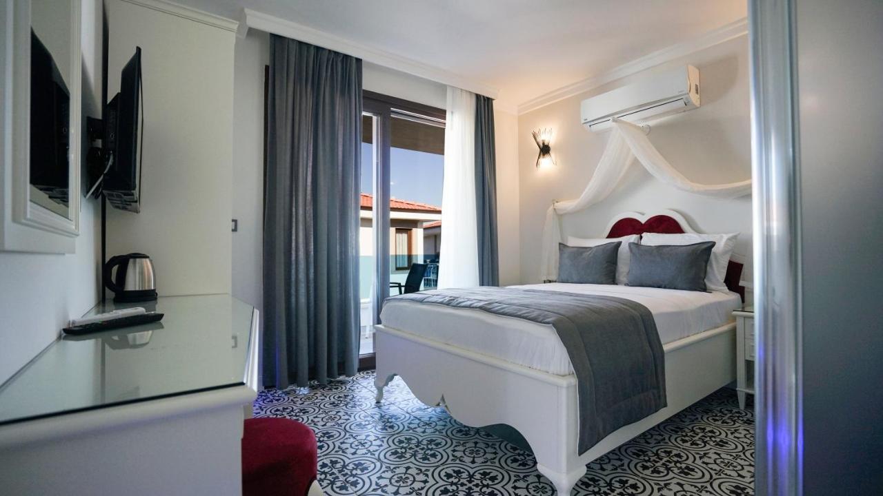 Rota Seaside Otel Cunda Extérieur photo