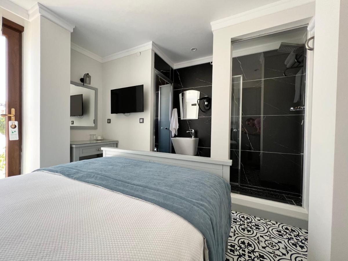 Rota Seaside Otel Cunda Extérieur photo
