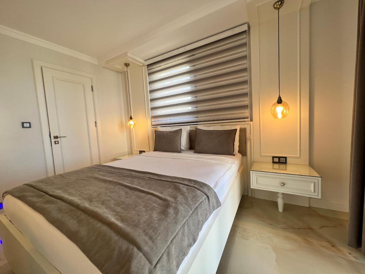 Rota Seaside Otel Cunda Extérieur photo