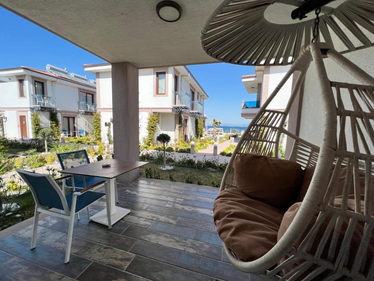 Rota Seaside Otel Cunda Extérieur photo