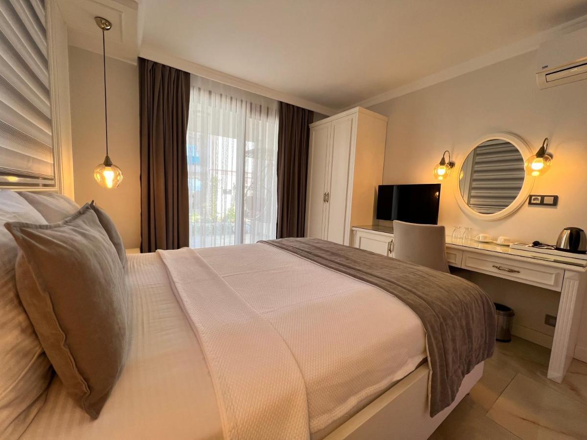 Rota Seaside Otel Cunda Extérieur photo