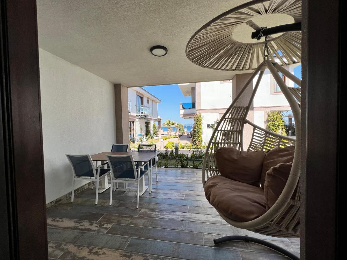 Rota Seaside Otel Cunda Extérieur photo